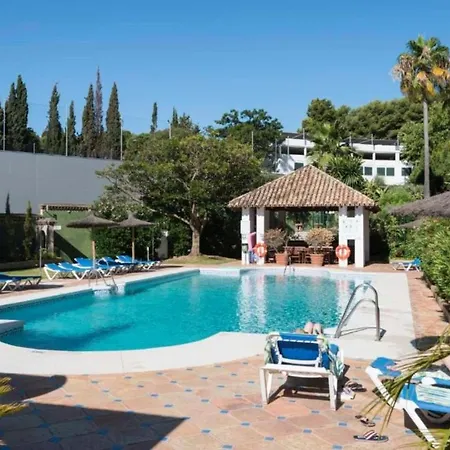 Vacation I Nueva Andalucia Golf Getaway בית נופש