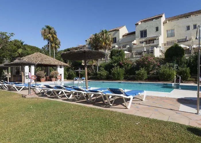 Vacation I Nueva Andalucia Golf Getaway Будинок відпочинку Марбелья
